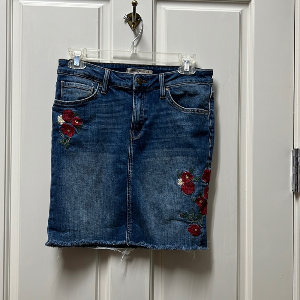 Mavi jean skirt size small